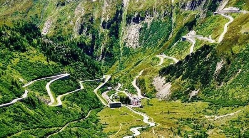 đèo Furka - cung đường đẹp nhất dãy núi Alps 2