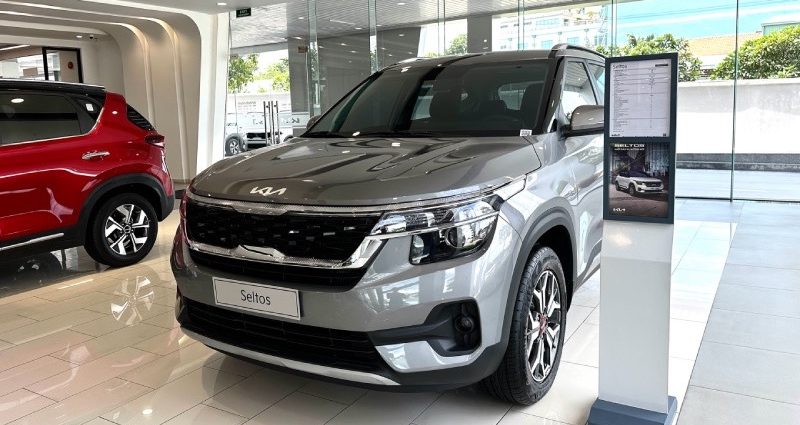 Vnmorningnews Doanh số Kia Seltos, Toyota Corolla Cross giảm mạnh