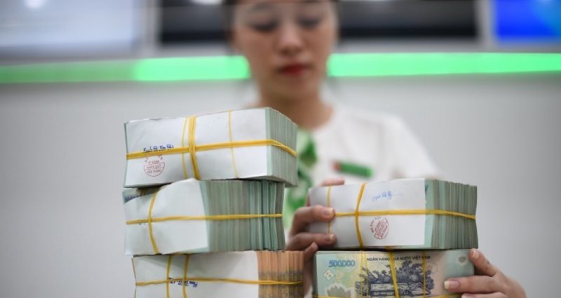 khong-de-vay-ngan-hang-nay-tra-no-nha-bang-khac-1