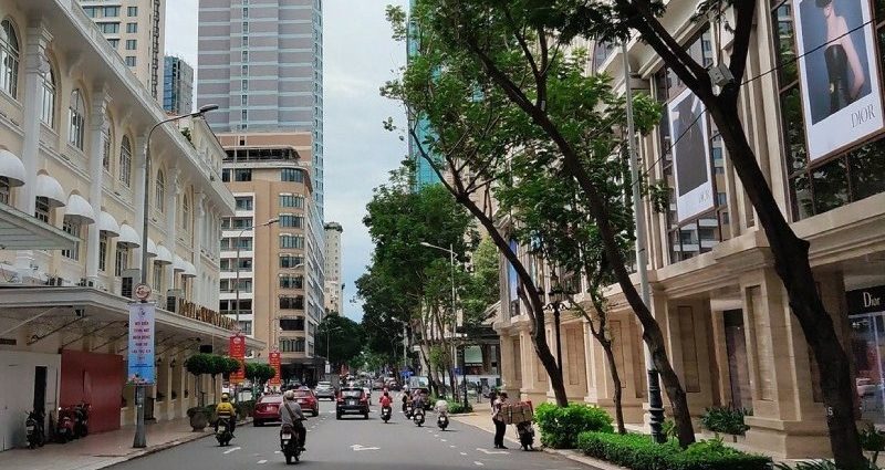 Giá thuê mặt bằng đường Đồng Khởi thuộc hàng đắt nhất thế giới- thumb
