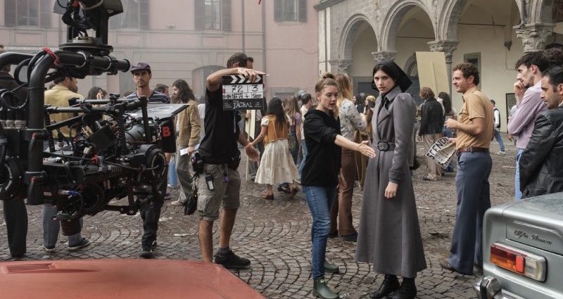 ly-do-phim-kinh-di-diem-bao-cua-quy-phai-kiem-duyet-5-lan-moi-duoc-ra-rap-1