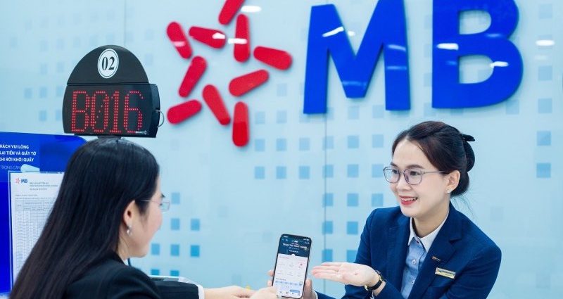 ngan-hang-mb-xac-thuc-chuyen-khoan-bang-khuon-mat-1