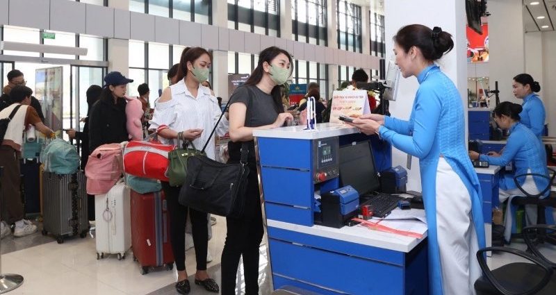 cuc-hang-khong-lap-doan-kiem-tra-gia-ve-may-bay-1-2