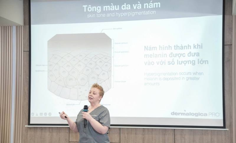 buổi-le-dermalogica-ra-mat-he-thong-tai-tao-melano-pro-va-powerbright-dark
