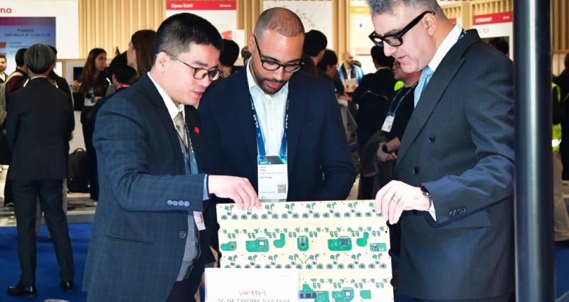 2-MWC-Barcelona-thiet-bi-5g-viet-nam-lan-dau-dung-cho-mang-nuoc-ngoai-Viettel-2025