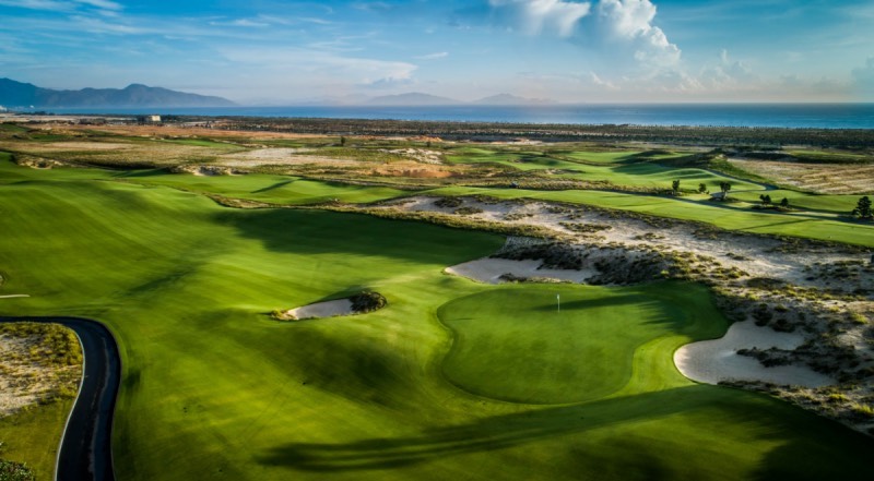 caraworld-cam-ranh-hoan-thanh-nhieu-cong-trinh-tien-ich-lon-golf