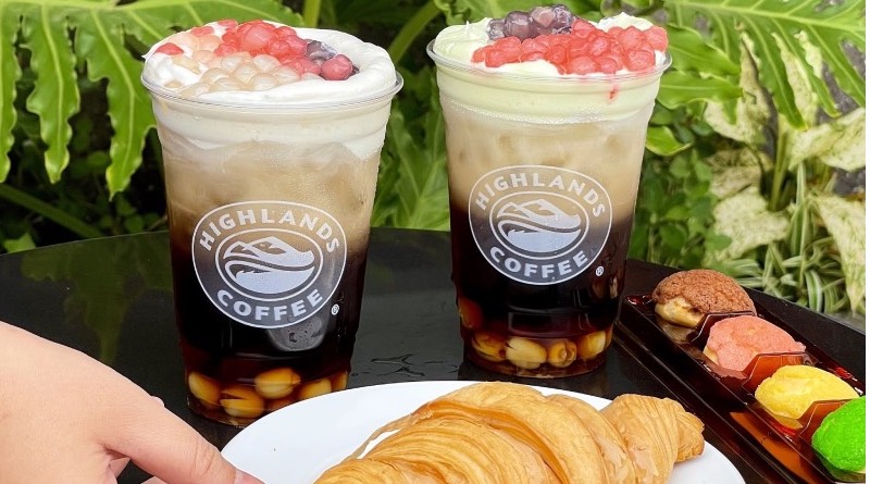 highlands-coffee-chuoi-ca-phe-lon-nhat-viet-nam-lai-hon-1-000-ty-dong-banh-ca-phe