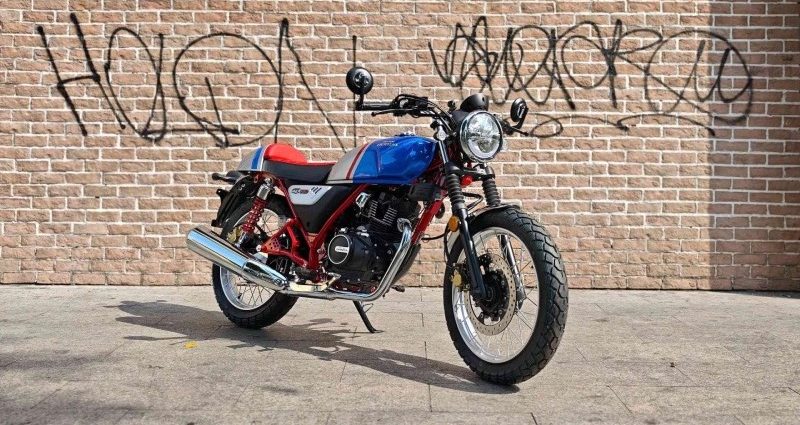 thumb_honda_honda-cgx-150-xuat-hien-tai-viet-nam-gia-tu-70-trieu-dong-2