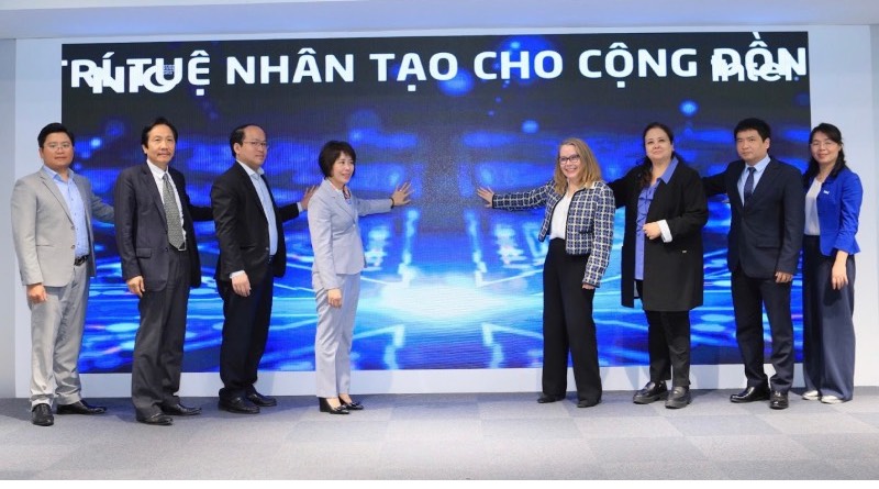 intel-mo-chuong-trinh-tri-tue-nhan-tao-cho-cong-dong-mien-phi