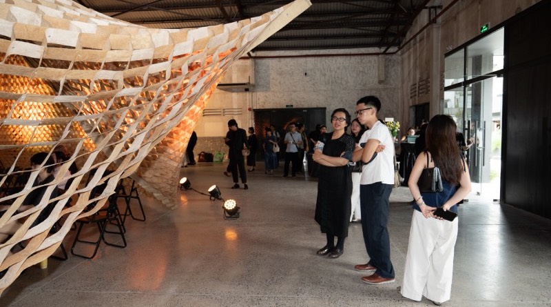 ra-mat-giai-thuong-thiet-ke-ben-vung-eu-viet-nam-sanh-giao-luu