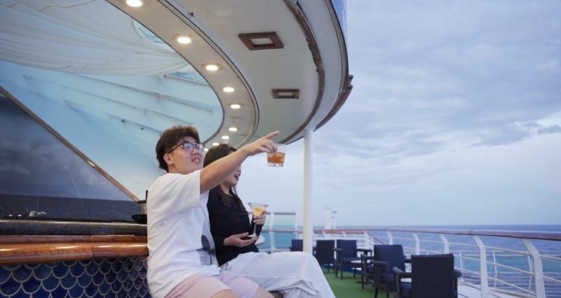 khach-viet-lan-dau-co-the-trai-nghiem-sieu-du-thuyen-tu-cang-phu-my-ngam-canh