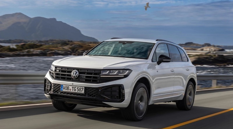 nhieu-xe-hoi-moi-sap-ra-mat-tai-viet-nam-trong-thang-8-xe-w