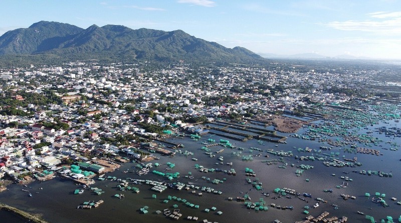 du-an-vinhomes-bat-dong-san-ven-bien-cam-ranh-tiep-tuc-huy-dong-von-tren-cao