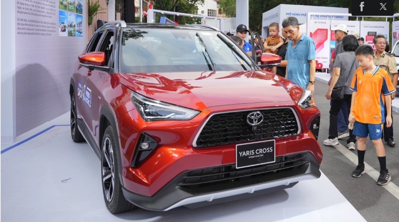 toyota-sap-lap-rap-xe-hybrid-tai-viet-nam-RA-MAT