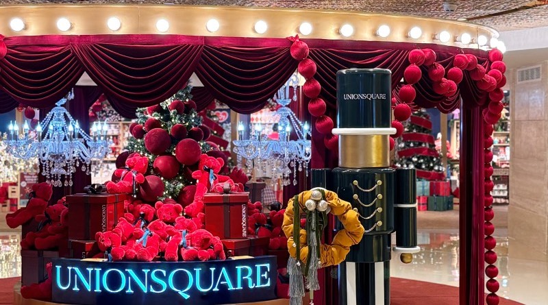 lang-giang-sinh-union-square-diem-check-in-mua-le-hoi-dang-hut-gioi-tre-tp-hcm-am-thuc-check-in-chinh