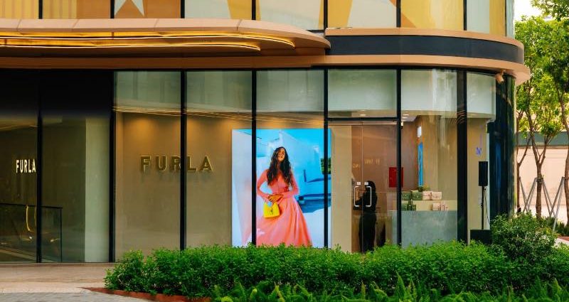 furla-khai-truong-hanoi-centre-thoi-trang-y