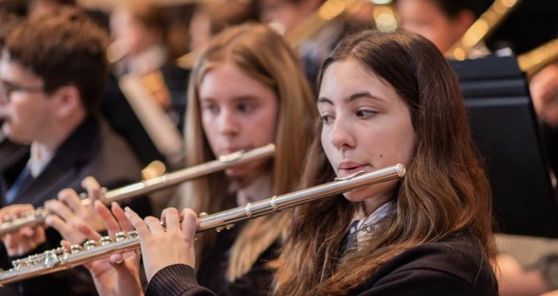 hoc-bong-st-johns-kilmarnock-school-canada-hoat-dong-ngoai-khoa