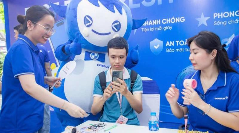 loa-bao-chuyen-khoan-eximbank-ho-tro-ho-tien-ich